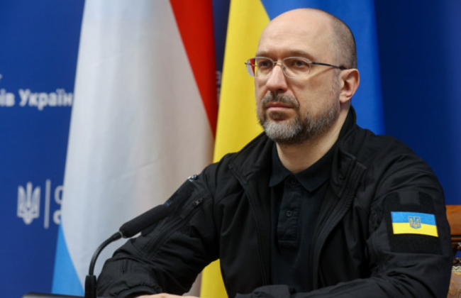 У питанні повернення українців з-за кордону не йдеться про адміністративні заходи, — Денис Шмигаль