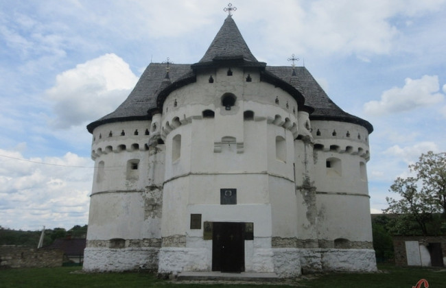 В Хмельницкой области УПЦ МП должна вернуть государству церковь-крепость