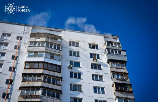 В Киеве вспыхнул пожар в многоэтажке