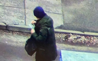 В Киеве мужчина похитил из больницы 10 тысяч гривен, которые медсестра собрала своему ребенку на операцию