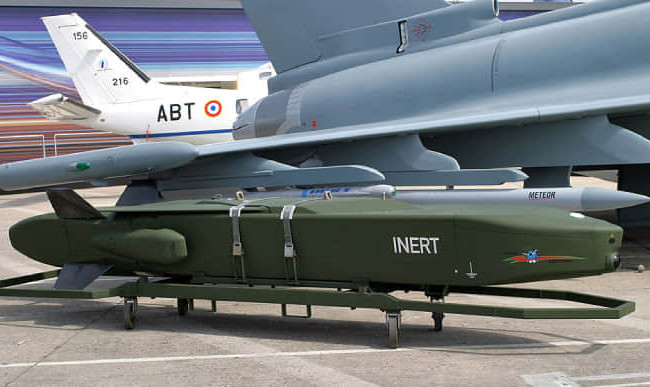 Британия готова помочь Германии с передачей Taurus Украине