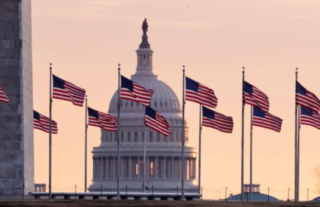 Конгресс США рассмотрит пакет помощи Украине не раньше апреля — СМИ