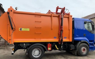 Фиктивная закупка мусоровоза за более 500 000 грн: на Львовщине будут судить чиновников