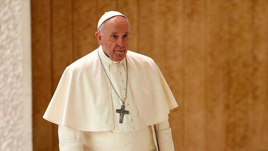 Україна повинна мати «сміливість вести переговори з рф під білим прапором», – Папа Римський