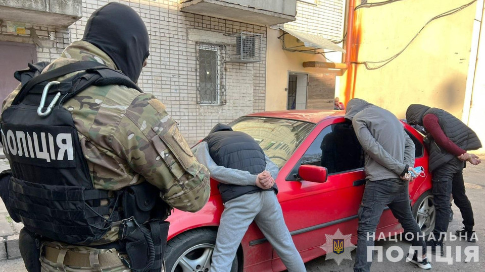 На Дніпропетровщині викрили  хакерів, які на фішингових атаках на банківські дані привласнили понад півмільйона гривень