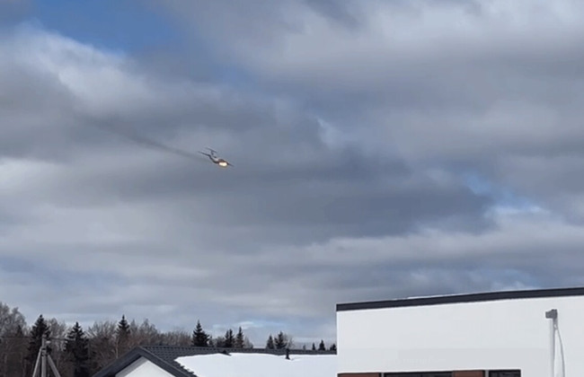 В российском Иваново загорелся и упал Ил-76, видео