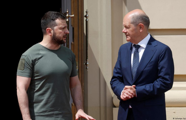 Шольц пообещал Зеленскому военную поддержку Украины