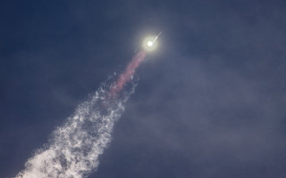 Околоземный полет Starship компании SpaceX Маска завершился аварией в океане