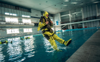 У Міноборони показали випробування «плавучих бронежилетів» для спецпідрозділів ЗСУ