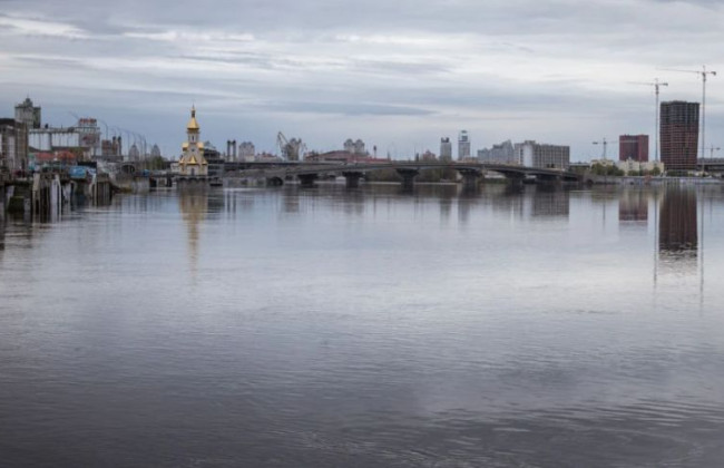 В Киеве существенно поднялся уровень воды в Днепре: есть ли угроза подтопления жилых домов