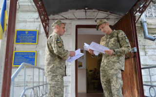 В Раде обсуждают штрафы до 200 тысяч гривен за неявку в ТЦК, — Бутусов