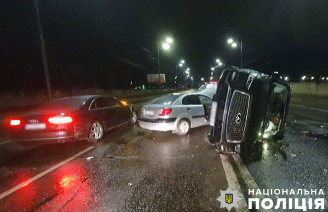 Правоохранители задержали нетрезвого водителя, который совершил тройное ДТП в Киеве