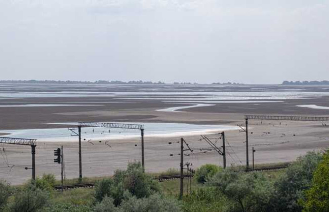 Кабмин запретил нецелевое использование земель Каховского водохранилища