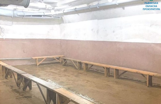 Во Львове суд обязал завод привести два укрытия в надлежащее состояние
