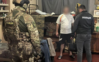 Наркобізнес за ґратами: судитимуть учасників злочинної групи