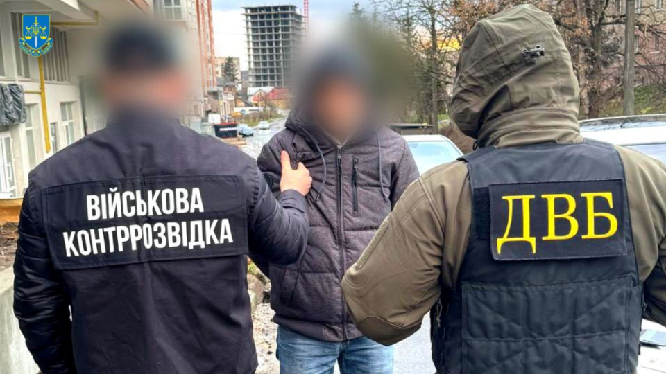 Брал взятки стройматериалами за уклонение от мобилизации: задержан сотрудник Тернопольского ТЦК