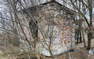 На Киевщине во время тушения пожара в амбаре обнаружили тело женщины с ножевыми ранениями