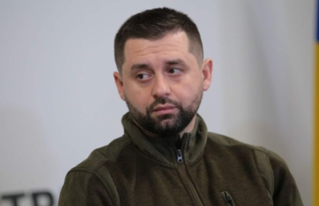 «Усім би так розпадатися»: Давид Арахамія прокоментував інформацію про розпад монобільшості у Раді