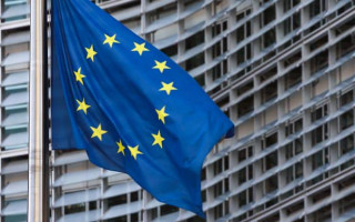 Еврокомиссия утвердила предложение использовать доходы от активов рф для поддержки Украины