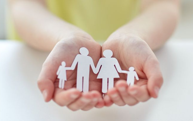 Детей, которые находящиеся в процессе усыновления, смогут забрать до решения суда — Кабмин внес изменения