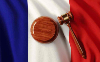 У Франції 28 осіб отримали тюремні терміни за кібербулінг на інфлюенсерку