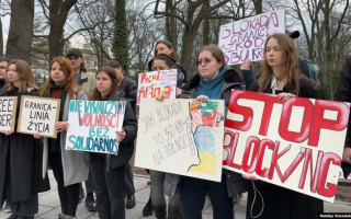 «Граница – линия жизни»: в Варшаве украинцы и поляки протестовали против блокады границы