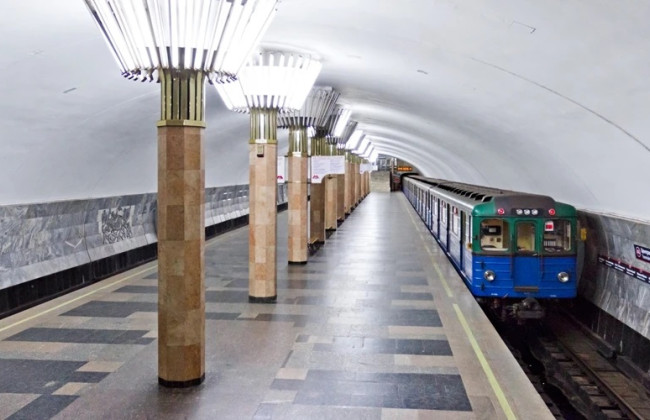 В Харькове на четвертый день после ракетного удара по энергетике запустили метрополитен