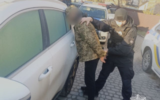 Во Львове мужчины в масках ограбили банк: подробности