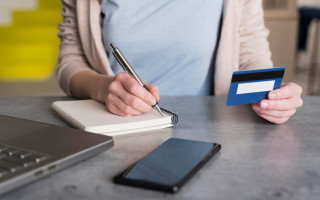 Кількість користувачів платіжних послуг в Україні зросла до 82 мільйонів осіб