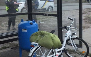 У Києві чоловік викрав у дитини велосипед
