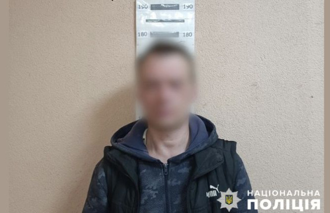 В Киеве мужчина жестоко избил собственную мать из-за отказа дать ему деньги