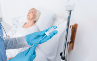 У МОЗ пояснили, за яких умов лікування в денному стаціонарі є безкоштовним