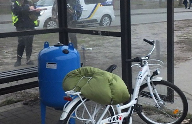 В Киеве мужчина похитил у ребенка велосипед