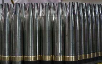 В США предложили передать Украине южнокорейские артснаряды вместо американских