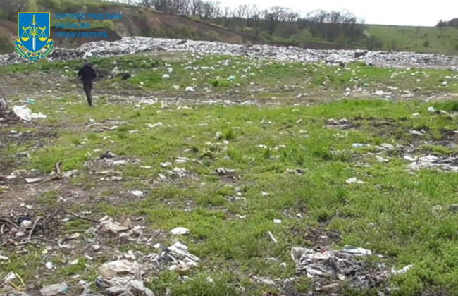 В Кировоградской области руководитель предприятия будет отвечать в суде за загрязнение земель с убытком в 3,5 млн гривен