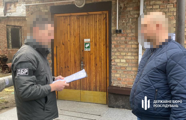 В Чернобыльском заповеднике незаконно вырубили 100-летние дубы: ГБР разоблачило преступную группу чиновников