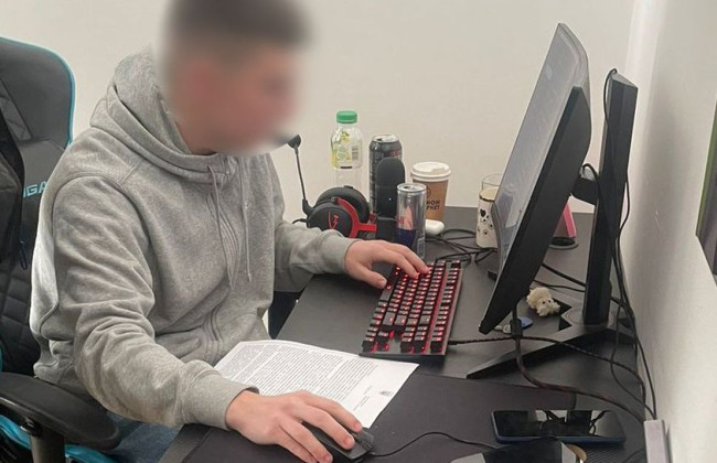 Во Львове поймали 19-летнего парня, который через фишинга воровал деньги клиентов банков