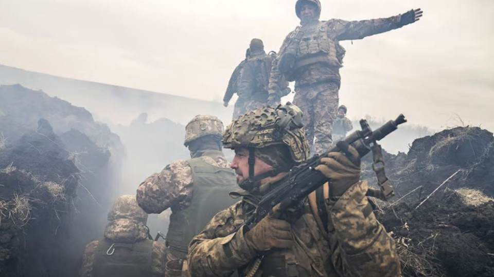 Украина должна срочно мобилизовать больше людей в армию – The Economist