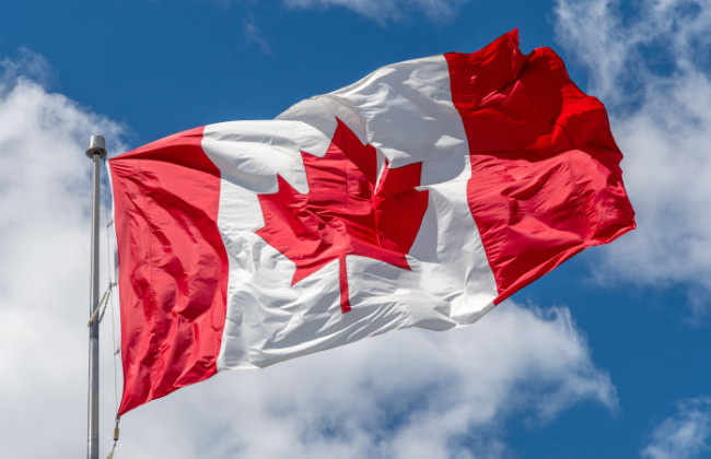 Канада не намерена продолжать программу упрощенного приема украинских беженцев