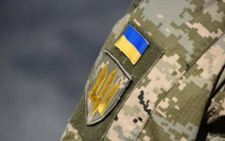 Целовался на работе с коллегами: в Ровенской области разгорелся скандал с «начальником ТЦК»