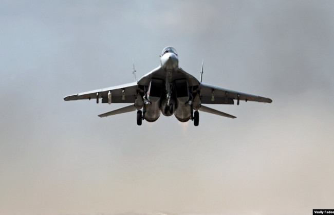 Сербия поднимала истребители из-за неизвестного аппарата в 100 км от столицы