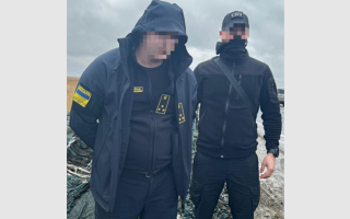 На Одещині затримали митника, який налагодив систему «відкатів» за вивезення незадекларованої готівки