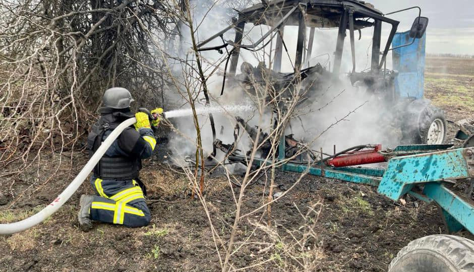 На Херсонщине трактор наехал на боеприпас – водитель погиб