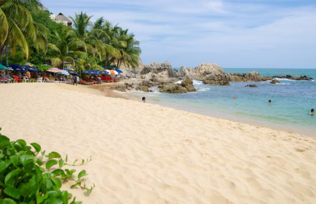 На пляже в Мексике нашли тела китайских нелегалов, пытавшихся попасть в США, — СМИ