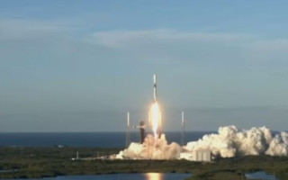 Компанія SpaceX Ілона Маска вивела на орбіту новий супутник зв'язку, відео