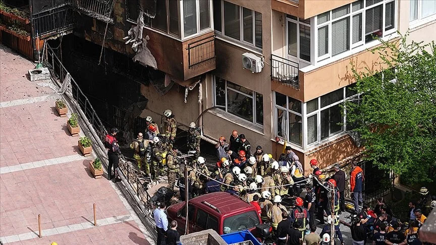 В Стамбуле вспыхнул пожар в развлекательном центре: погибли 29 человек