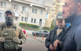 Заволодіння майже 95 млн грн Укрзализниці: викрито організовану групу на чолі з ексрадником Офісу Президента