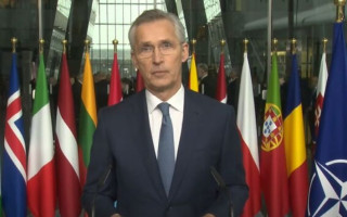 Єнс Столтенберг розповів, чому Україну не можна запросити до НАТО за аналогією з ЄС