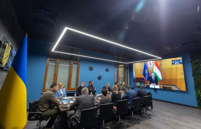 Андрей Ермак провел онлайн-переговоры с делегацией Венгрии, которую возглавил Петер Сийярто