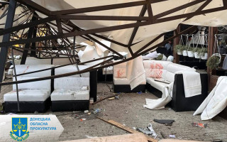 Удар по піцерії у Краматорську, де загинули 13 людей: навідник ракети отримав довічне ув'язнення